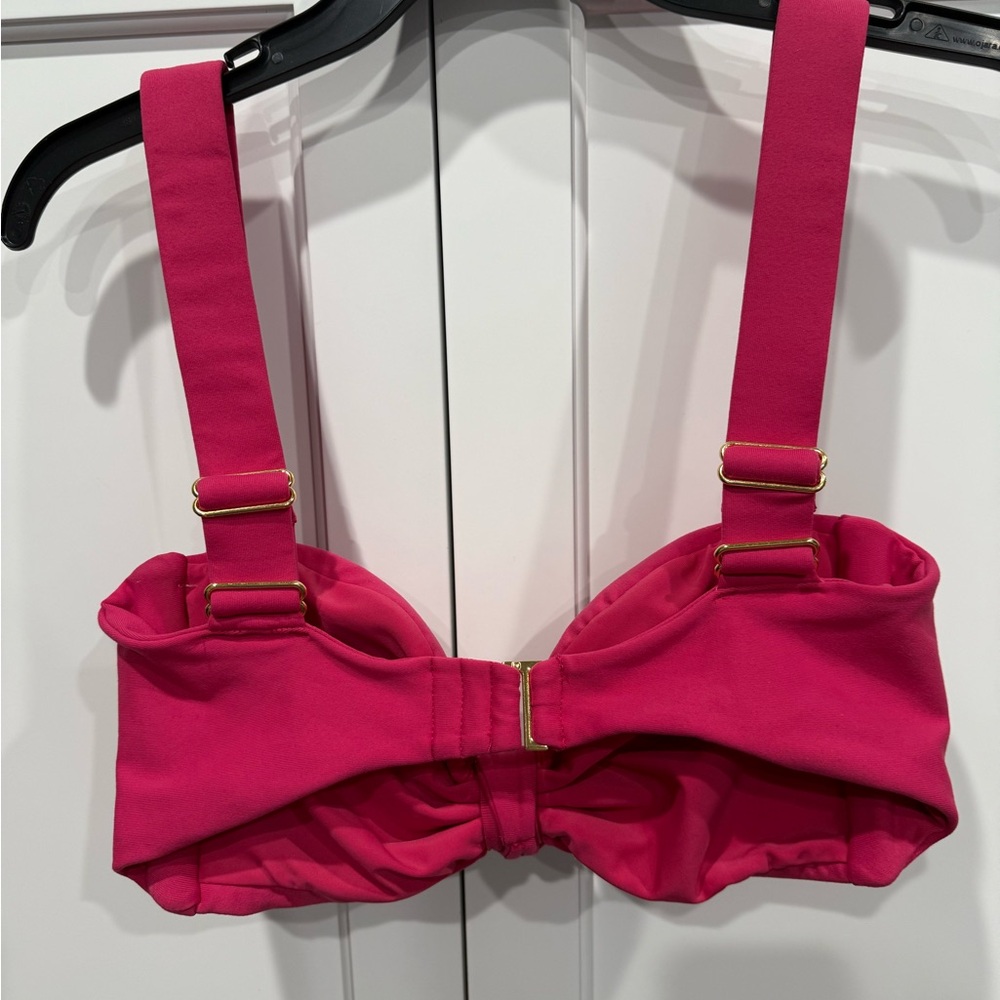 Montce NEW Raspberry Hayden Bikini Top - Picture 6 of 7